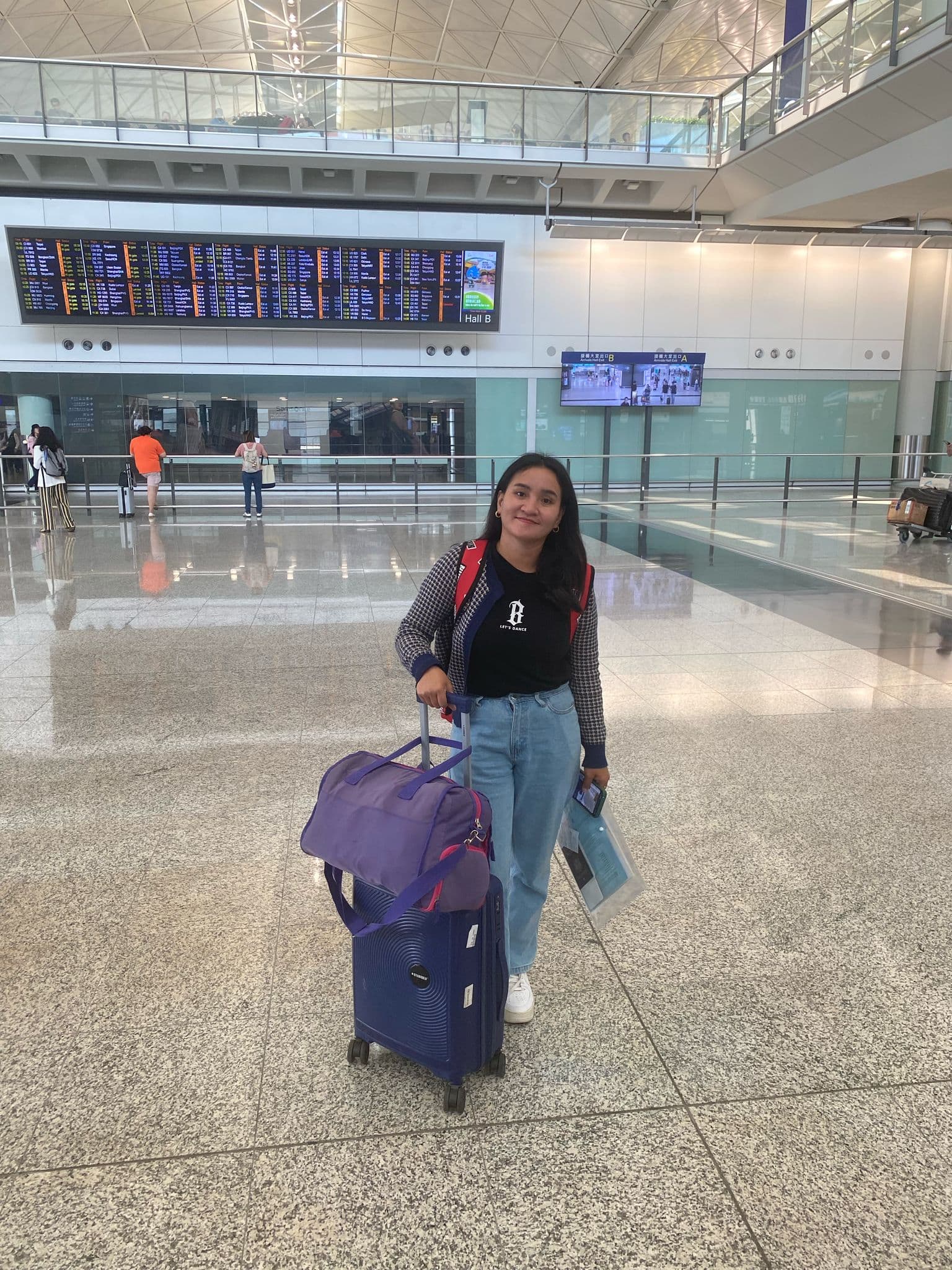 Helper at Hong Kong airport terminal